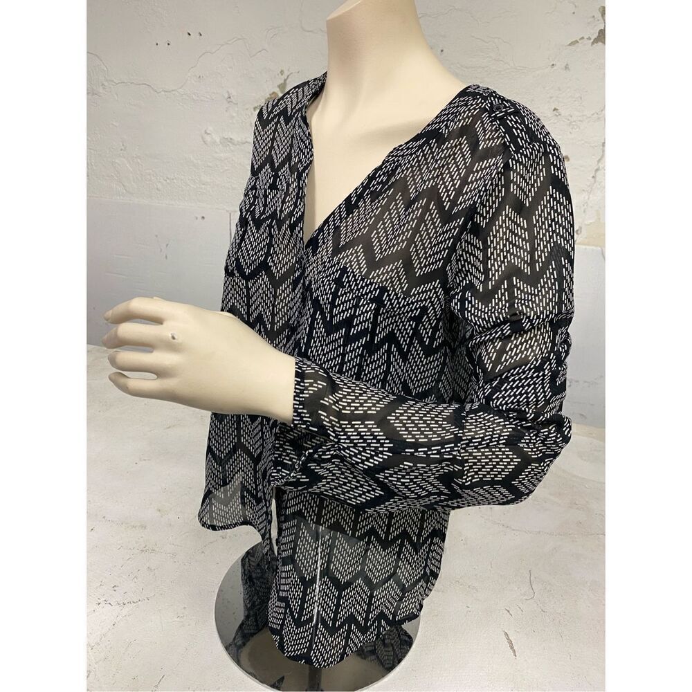 Maurice’s Black/White Shear Long Sleeve Button-up Blouse Size XS